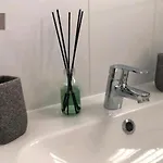 Suri *