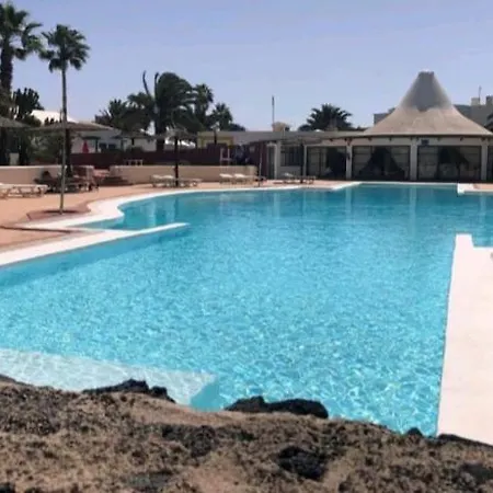 Suri * קוסטה טגוויסה